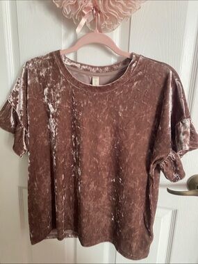 Altar'd State Crushed Velvet Ruffle Sleeve Top